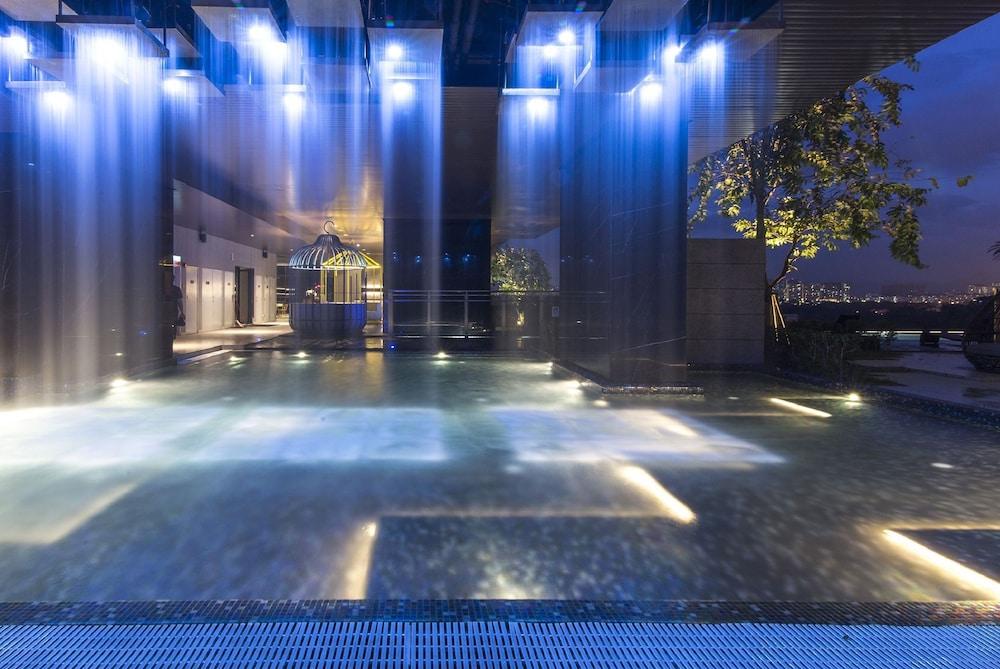 Zen Home Expressionz Suites