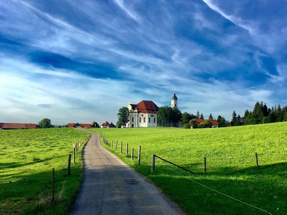 Modern Apartment in Lindegg With Balcony Exterior