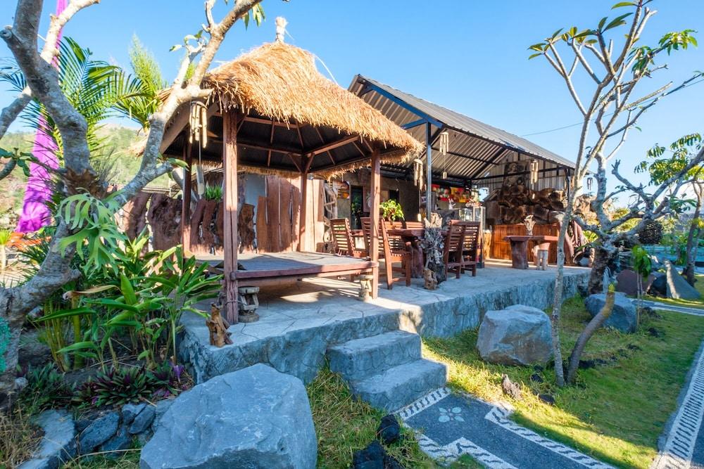 لاتينجايا ماونت باتور بنجالو المنطقة الخارجية