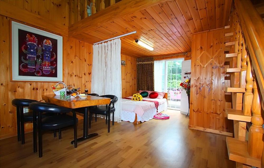 بايناي-جول ألبنسيا بنسيون غرفة