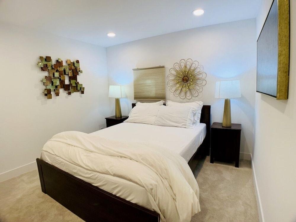 فينيوود بازمنت هايداواي - زو ميتس ليك غرفة