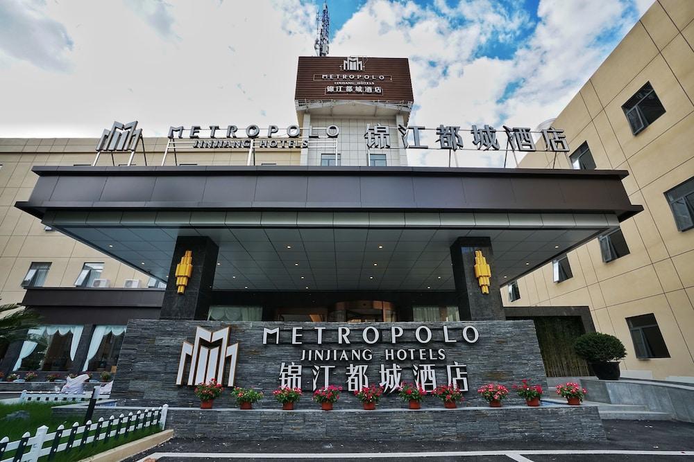 ميتروبولو لوجيازوي جينتشياو جاردن هوتل واجهة الفندق
