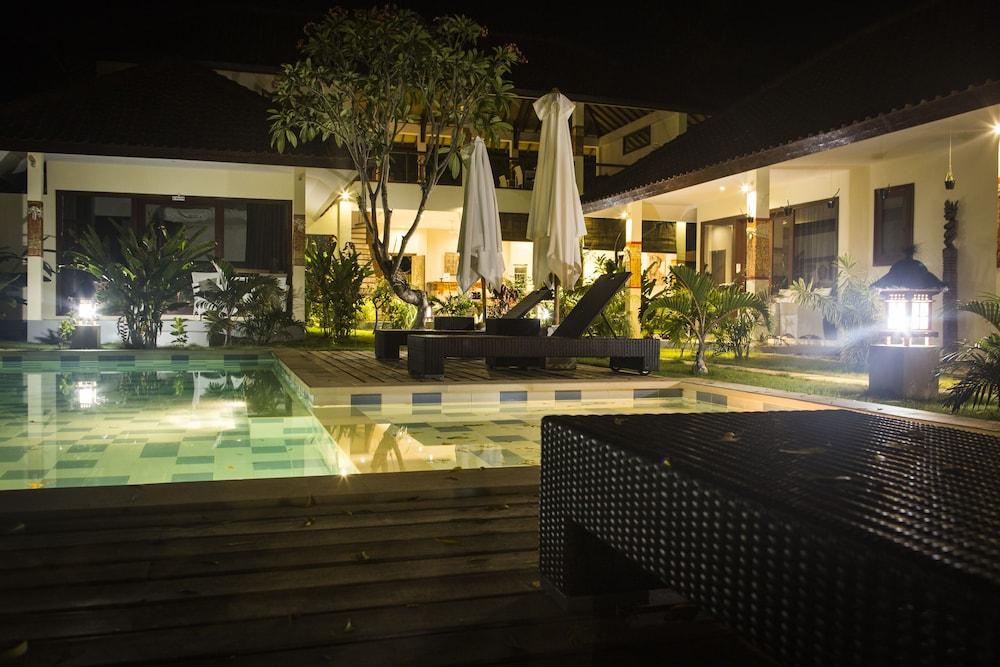 Mimpi Nyata Villa & Dive Center Property Grounds