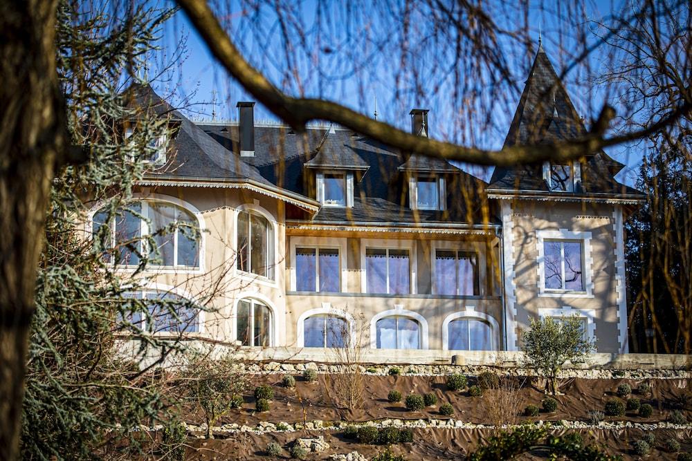 أوتل لينكومبارابل باي ليس إتينسيلي المنطقة الخارجية