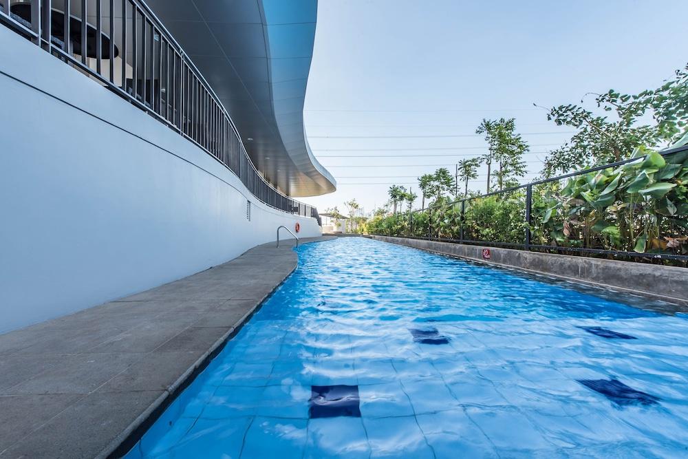 Enso Hotel Outdoor Pool