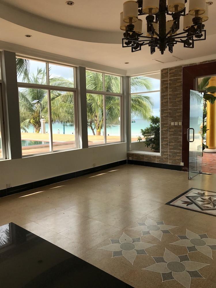 كينجدم كامبوديا ريزورت هوتل كو رونج الفندق من الداخل