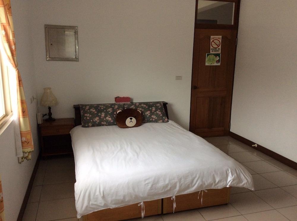 Yuan Zhong Yuan B&B Room