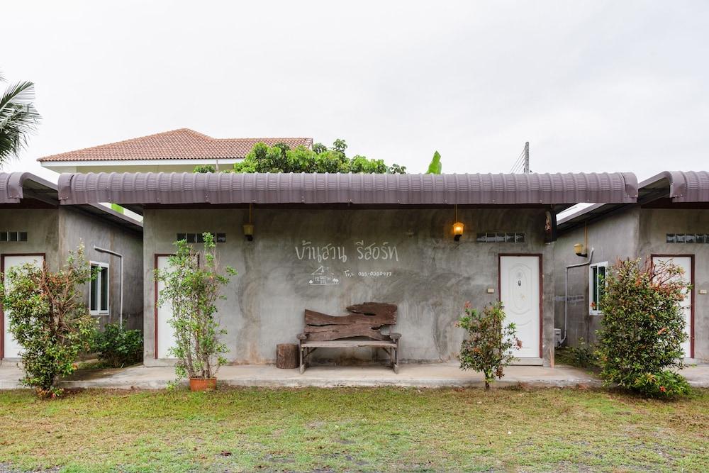 OYO 749 Baan Suan Resort Exterior
