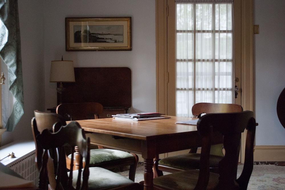 كولونيال كابيتال بد آند بريكفاست داخلي