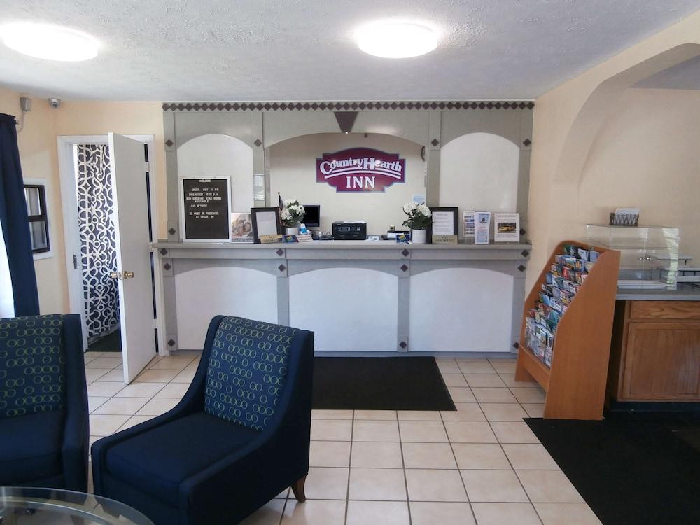 كانتري هيرث إن آند سويتس كارترزفيل منطقة الاستقبال