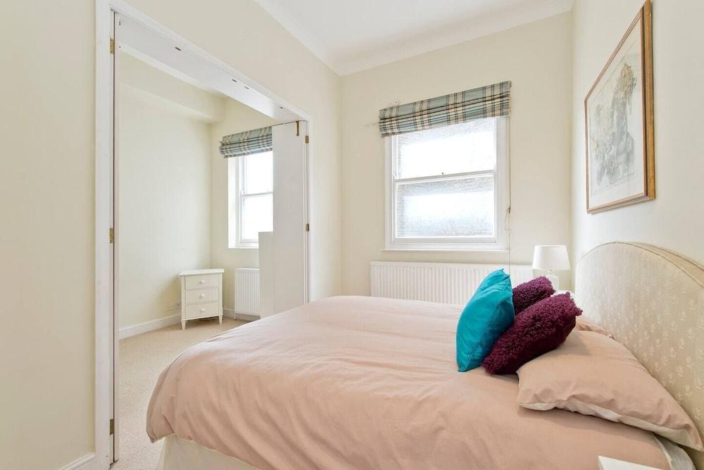 Charming 1 Bed Apt in Pimlico - Walk to Palace Room