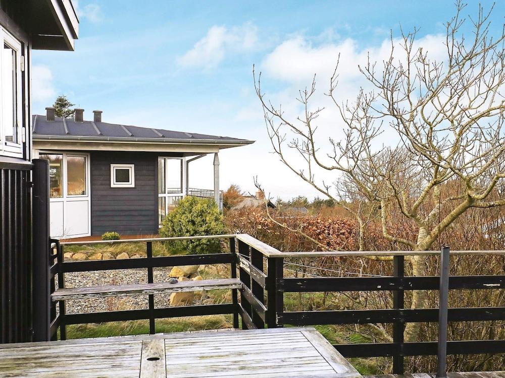 5 بيرسون هوليداي هوم إن سترور