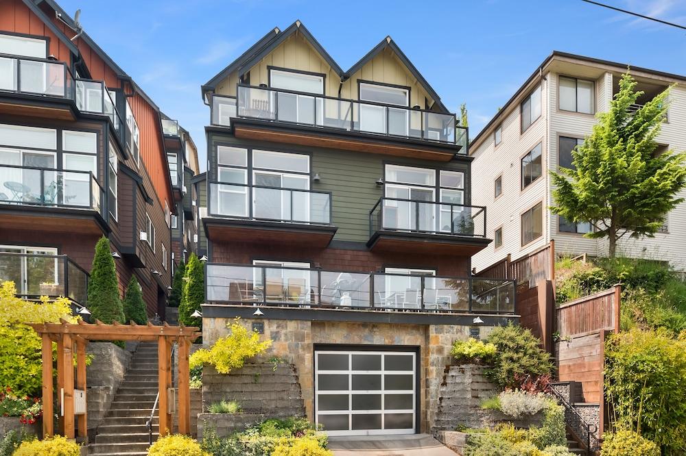 سياتل فاكيشن هوم: ذا أيرودوم