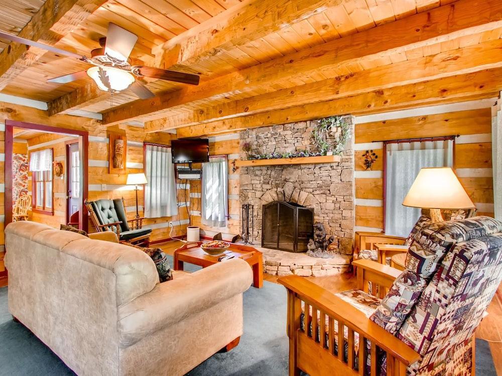 بير هج تو 2 بد روم كابين باي ردونينج منطقة المعيشة