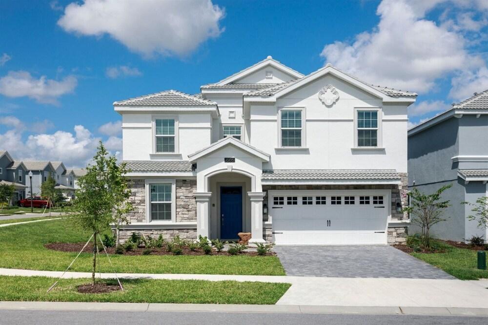 8 بد روم 5 باث روم فاكيشن هوم إن تشامبيونز جايت المنطقة الخارجية