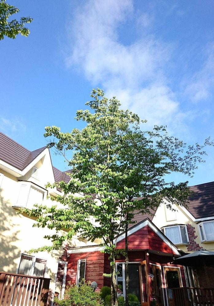 ليك سايد إن بيكد بوتاتو