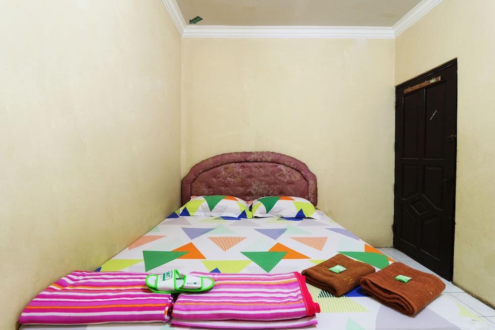 Wisma Intan Room
