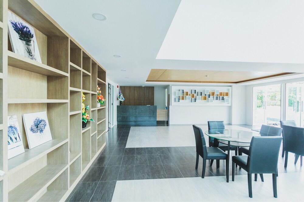 كوندو إن كاتا إن أوزون - يونيت A205 داخلي