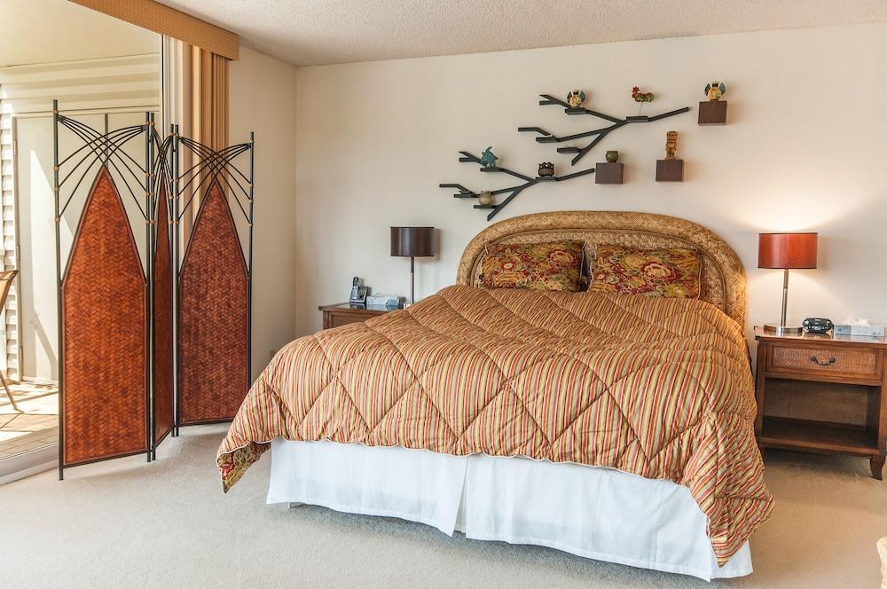 أوشنفرونت رياليتي - ذا كليفس آت برينسفيل أخرى