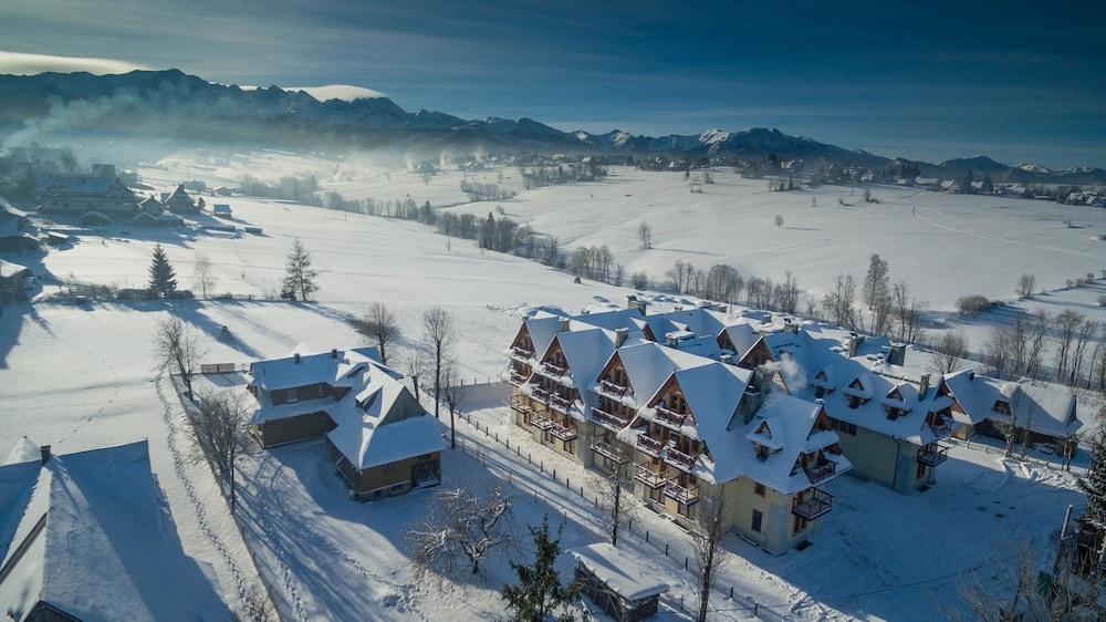 أبارت هوتل تاتري دي لوكسه فيزيو ميديكال آند سبا منظر من الجو