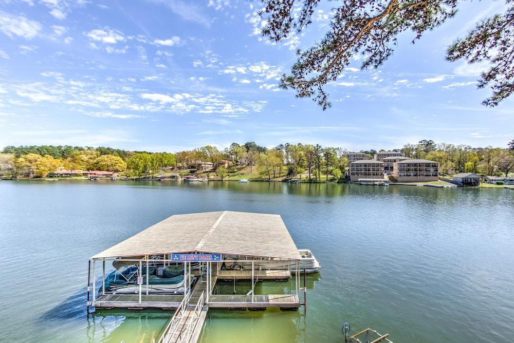 لونج آيلاند لايك ريزورت منظر من الجو