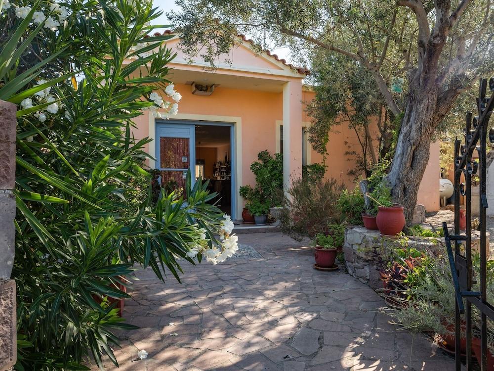 Gorgeous Studio in Lesvos Island With Balcony Exterior