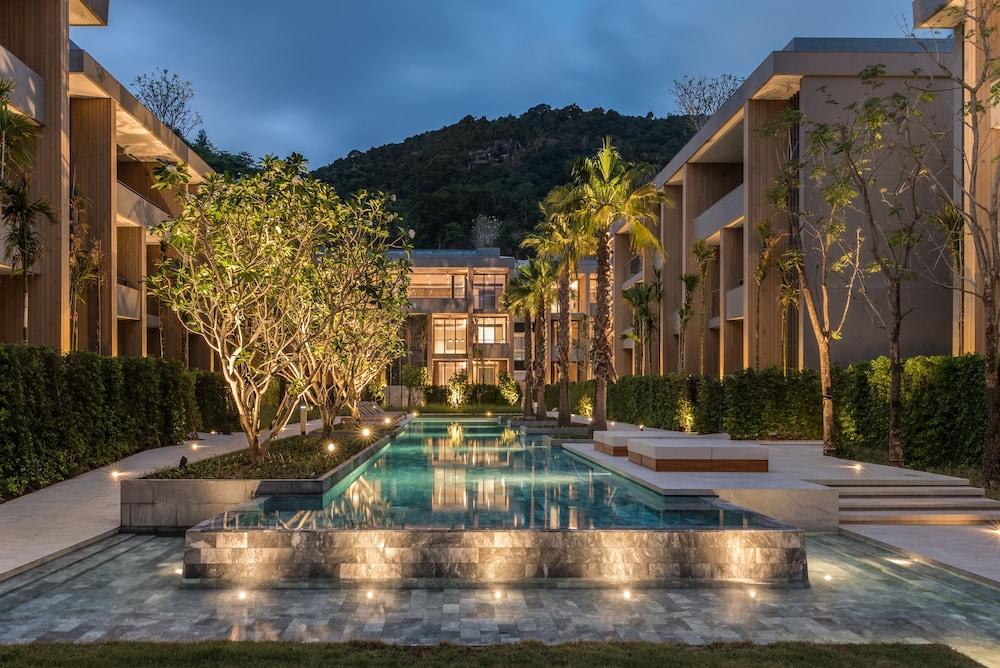 Twinpalms MontAzure Phuket Exterior