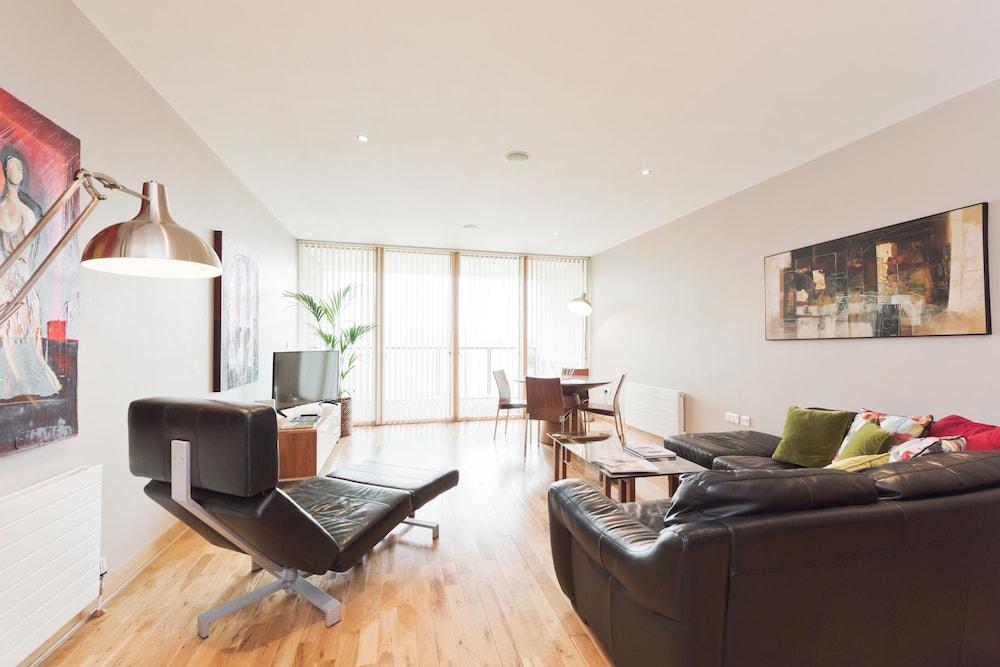 بيرتش آت سبنسر دوك