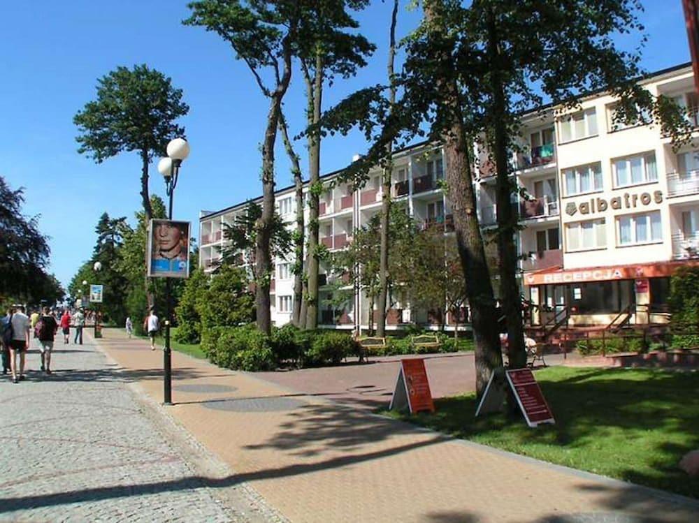 دي دبليو ألباتروس ميديكال سبا