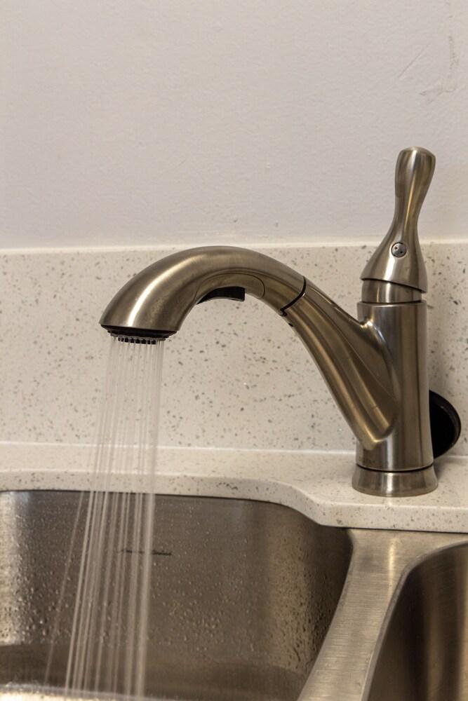 أبداتيد آند كلين 2 بد روم إن سان جوس حمام