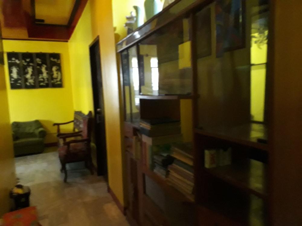 جاك آند كلاود بد آند بريكفاست جيست هاوس داخلي