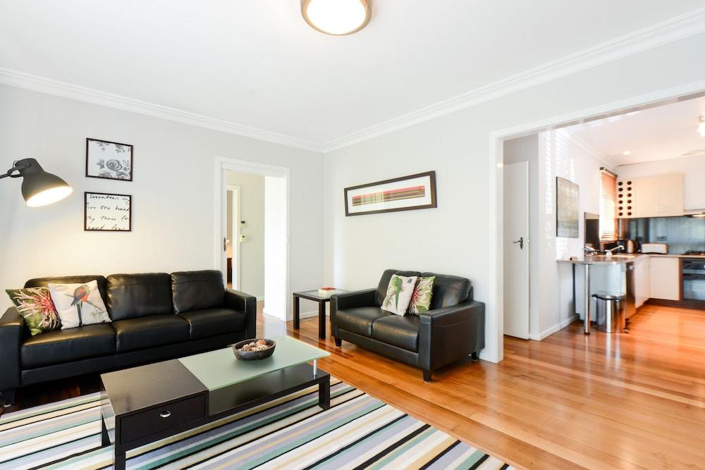 BOUTIQUE STAYS - Sandyside 1