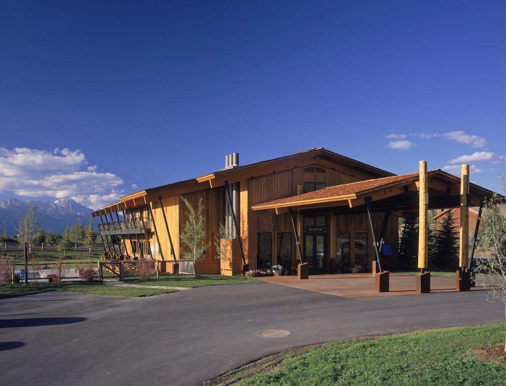 Spring Creek Ranch Exterior
