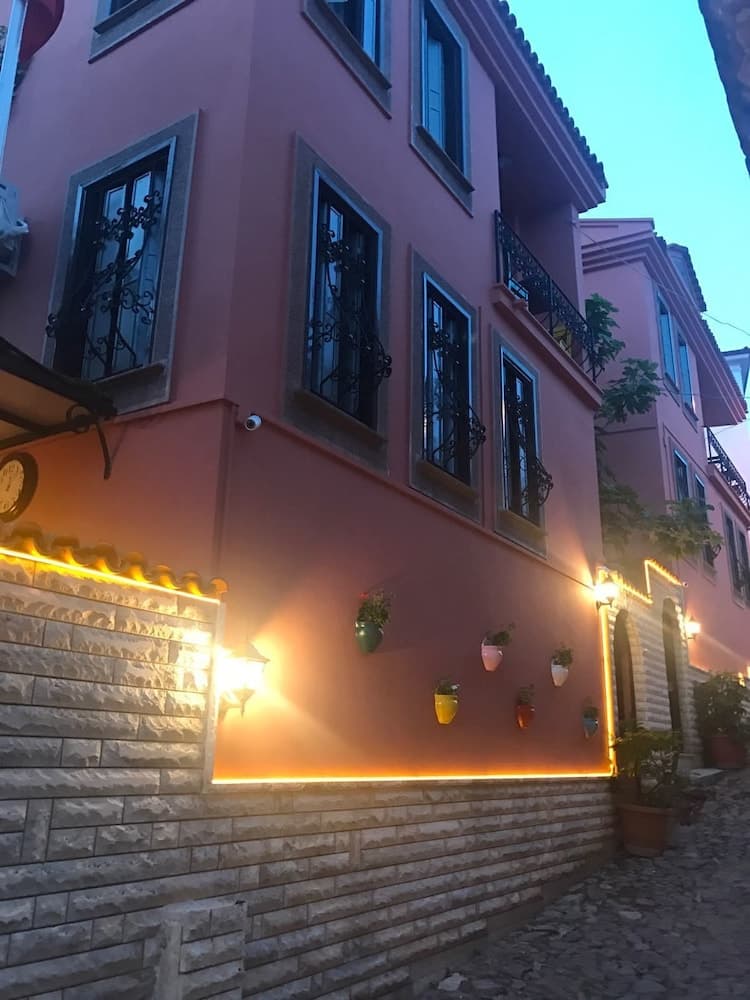 Cundahan Otel Exterior