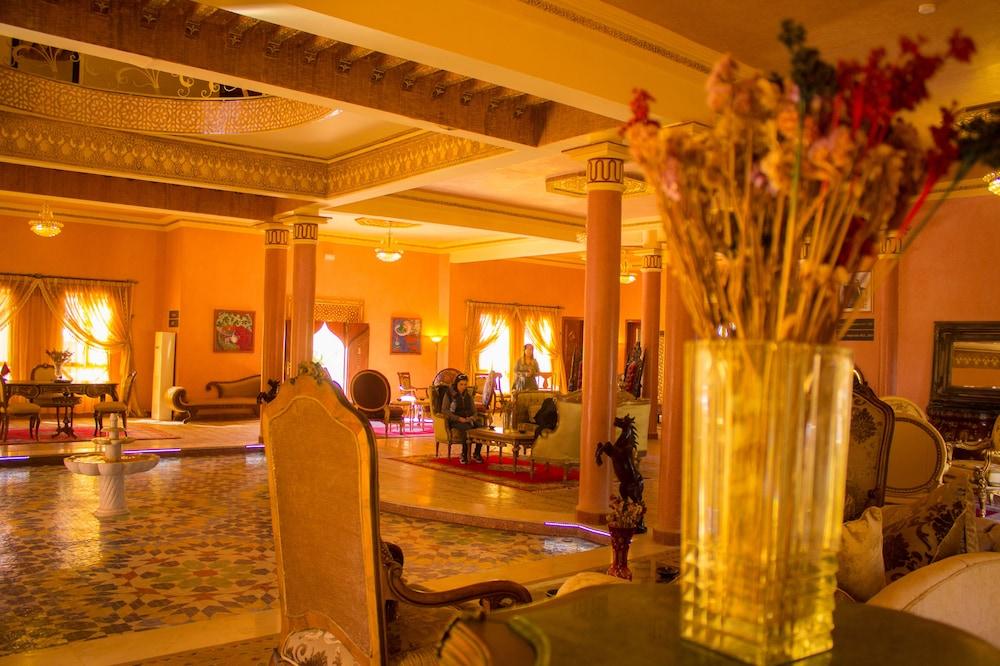 Palais du Desert Hôtel & Spa Lobby Sitting Area