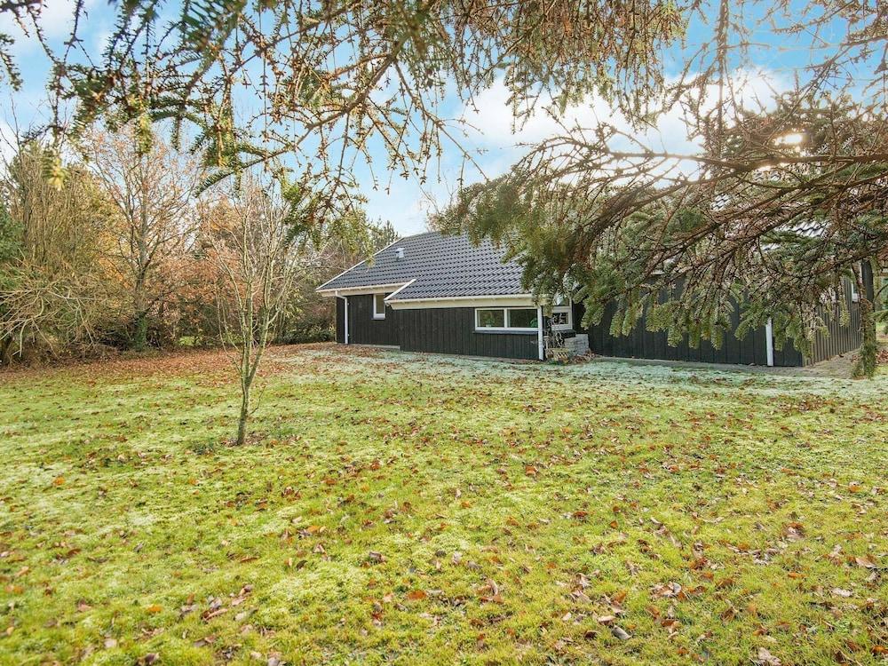 ديلاكس هوليداي هوم إن جوتلاند ويذ سونا المنطقة المحيطة بالمنشأة