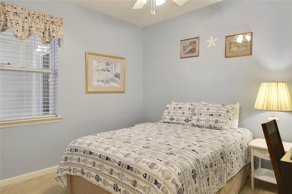 ذا جراند آت كانال بوينت 37697 اولستر دار. يونينبم باي لونج آند فوستر غرفة