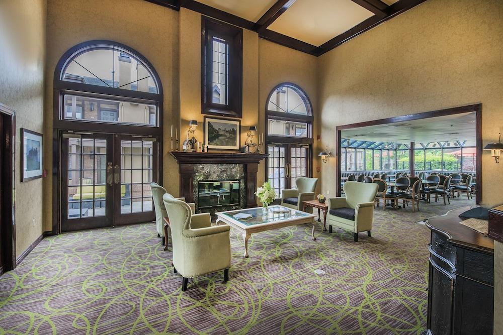 كلوفرليف سويتس  كولومبوس - دوبلين الردهة