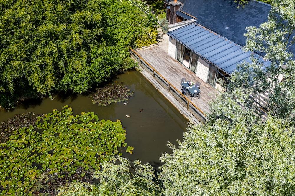 ميزون دوت لا فيرم دو لودون آند سبا منظر من الجو