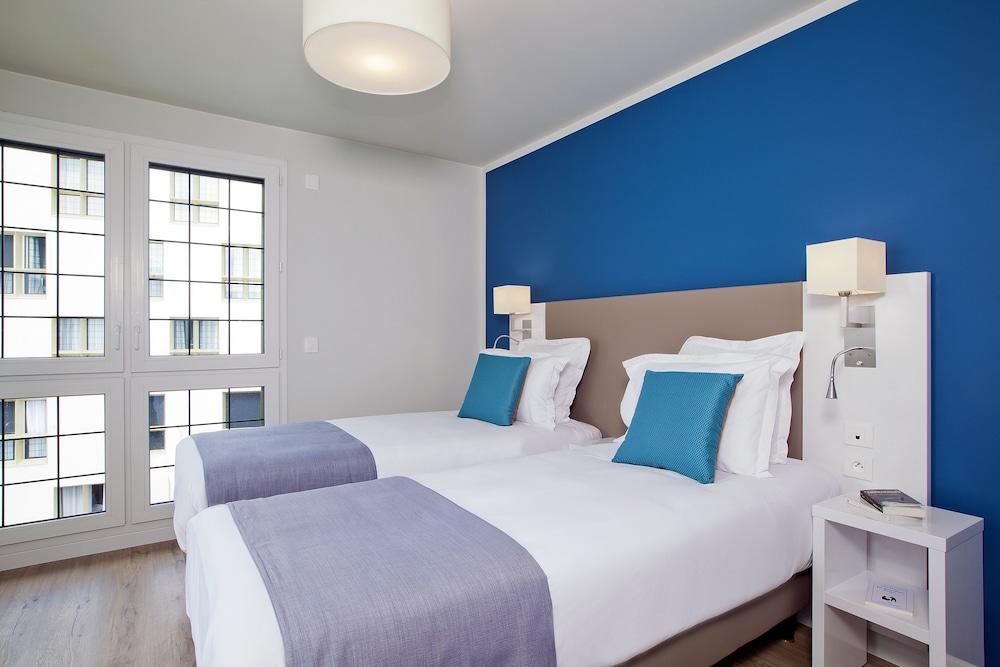 ريسايد هوم باري جار دو ليون  جاكلين دو روميلي غرفة