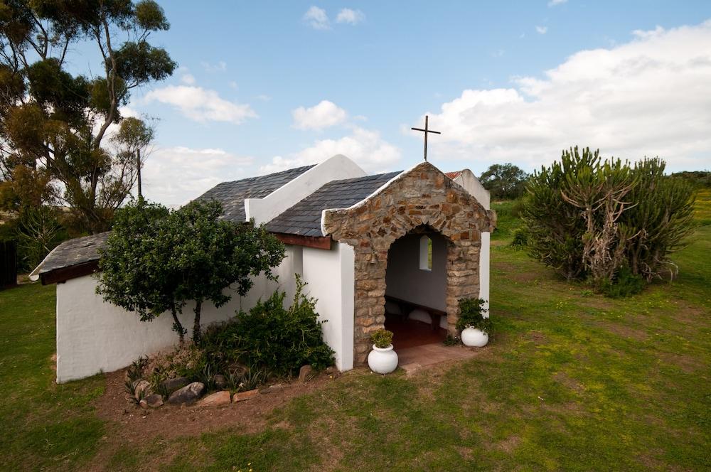Leeuwenbosch Shearers Lodge Exterior