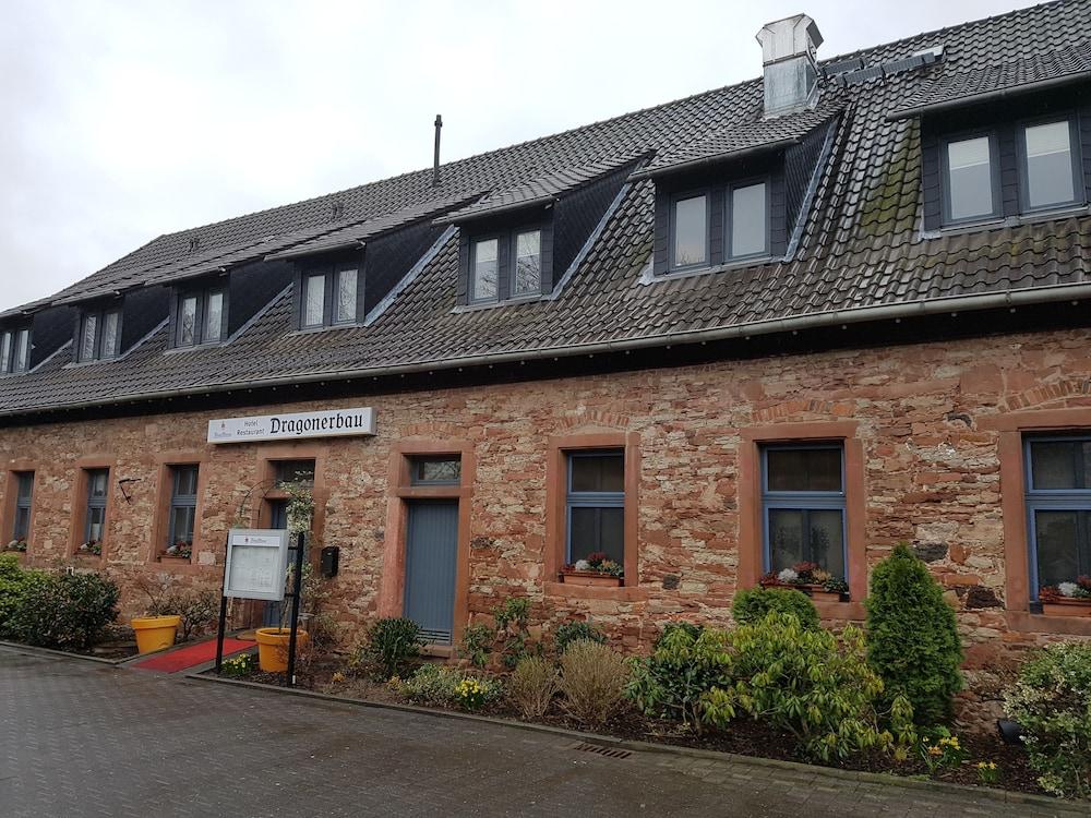 هوتل ريستورانت دراجونيرباو