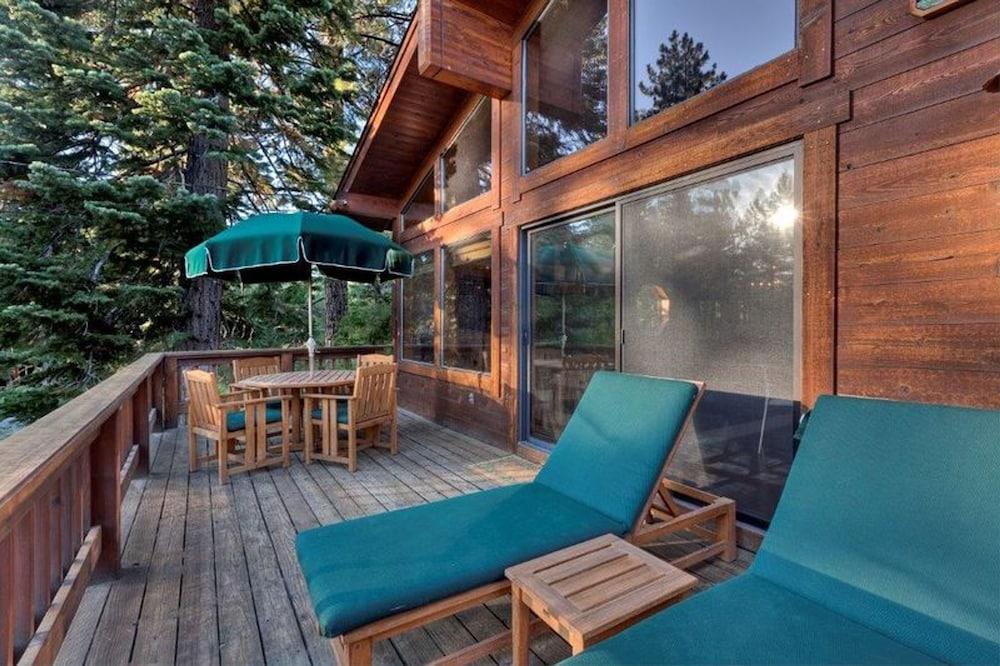 Artist's Haven at Dollar Point by Tahoe Mountain Properties Exterior