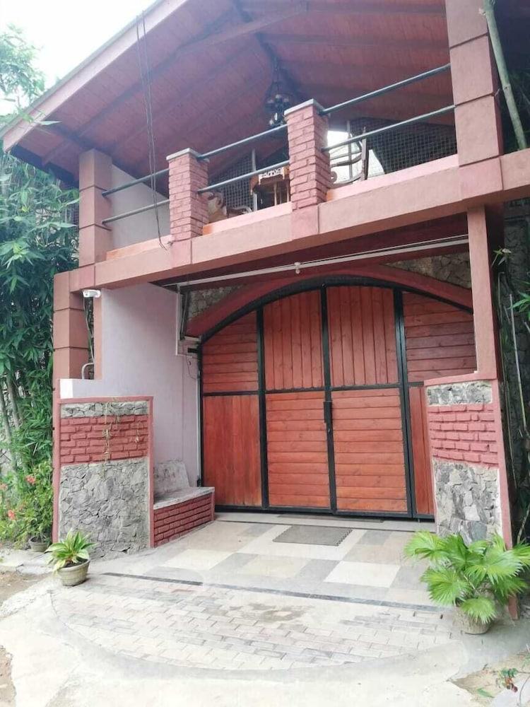 كورولوبيدا ريزورت