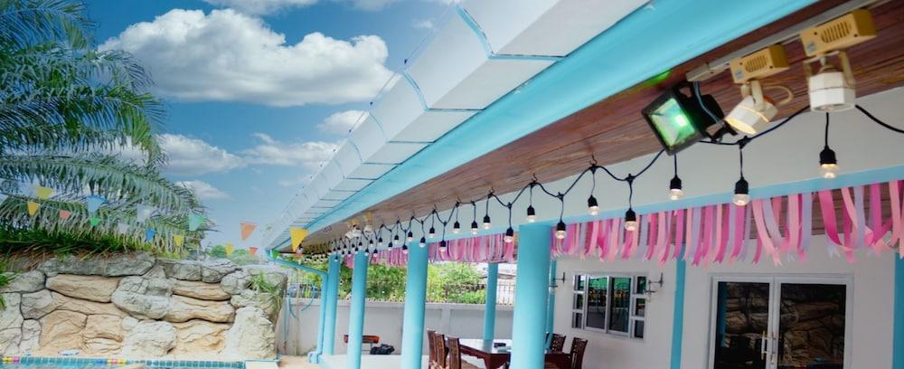 Xanadu Pool Villa Exterior detail
