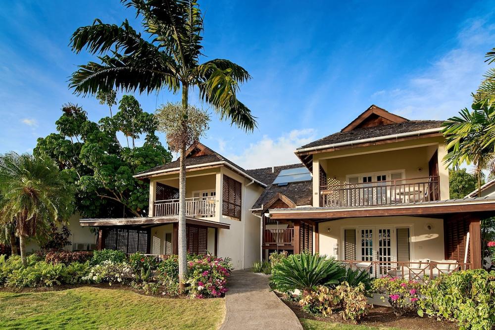 Calabash Hotel Exterior