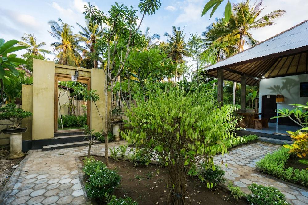 ليمبونجان باجوس فيلا الفندق من الداخل