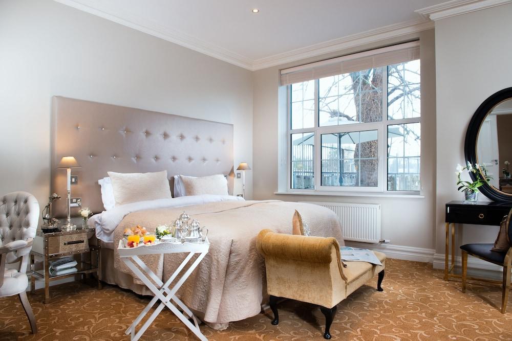 سيلف كيترينج هوليداي هومز كيلارني تاون سنتر غرفة