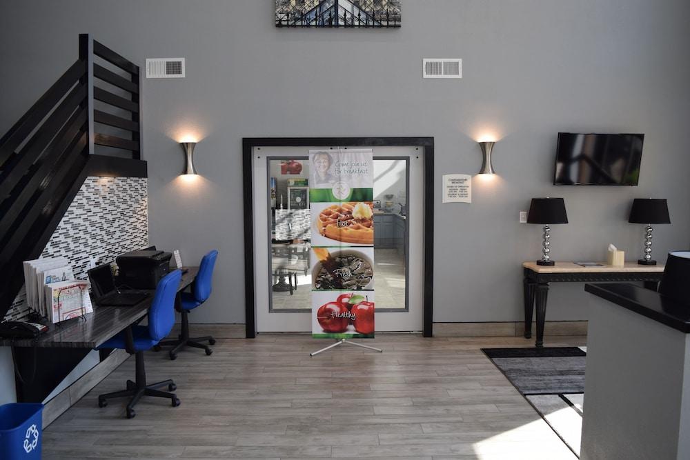 كواليتي سويتس ماوميل - ليتيل روك إن دبليو الردهة