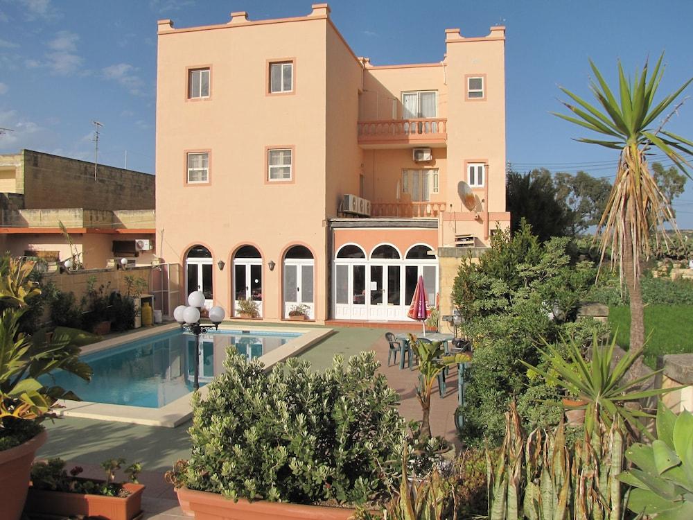 Mariblu Bed & Breakfast Guesthouse